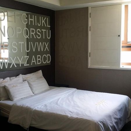 Rampart Hotel Кванмён Экстерьер фото